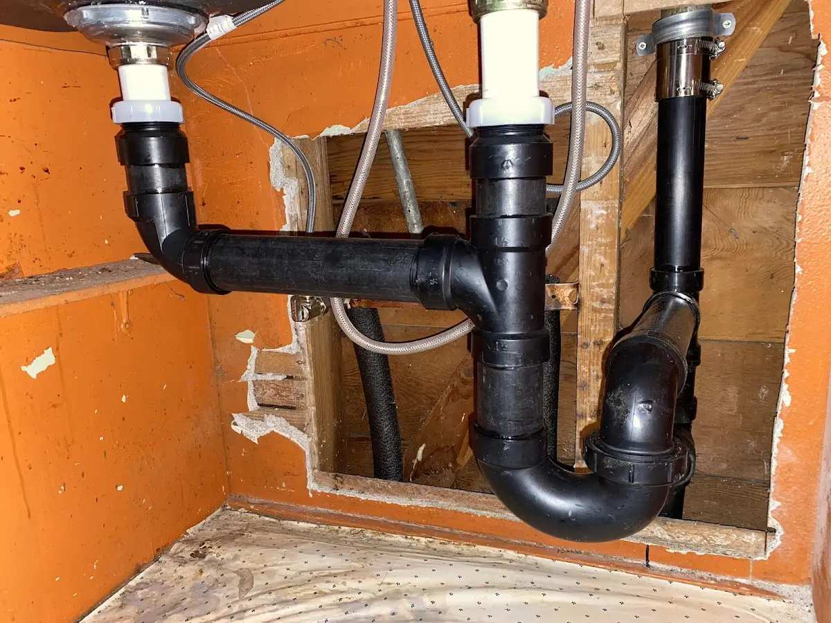 Professional Pipe Bursting equipment and tools on the job in Boaz